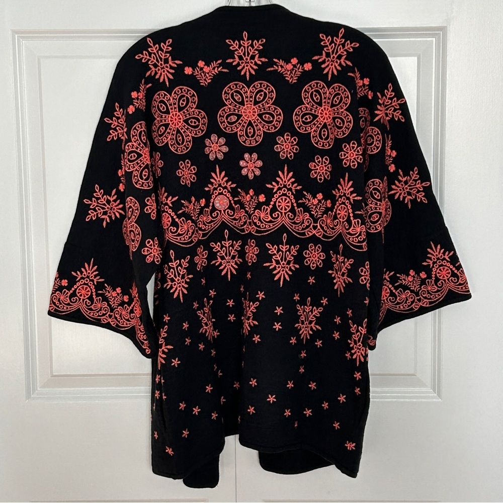 NWT Johnny Was "Julianna" Open Front Embroidered Sweater Size XS 100% Cotton - Picture 3 of 9